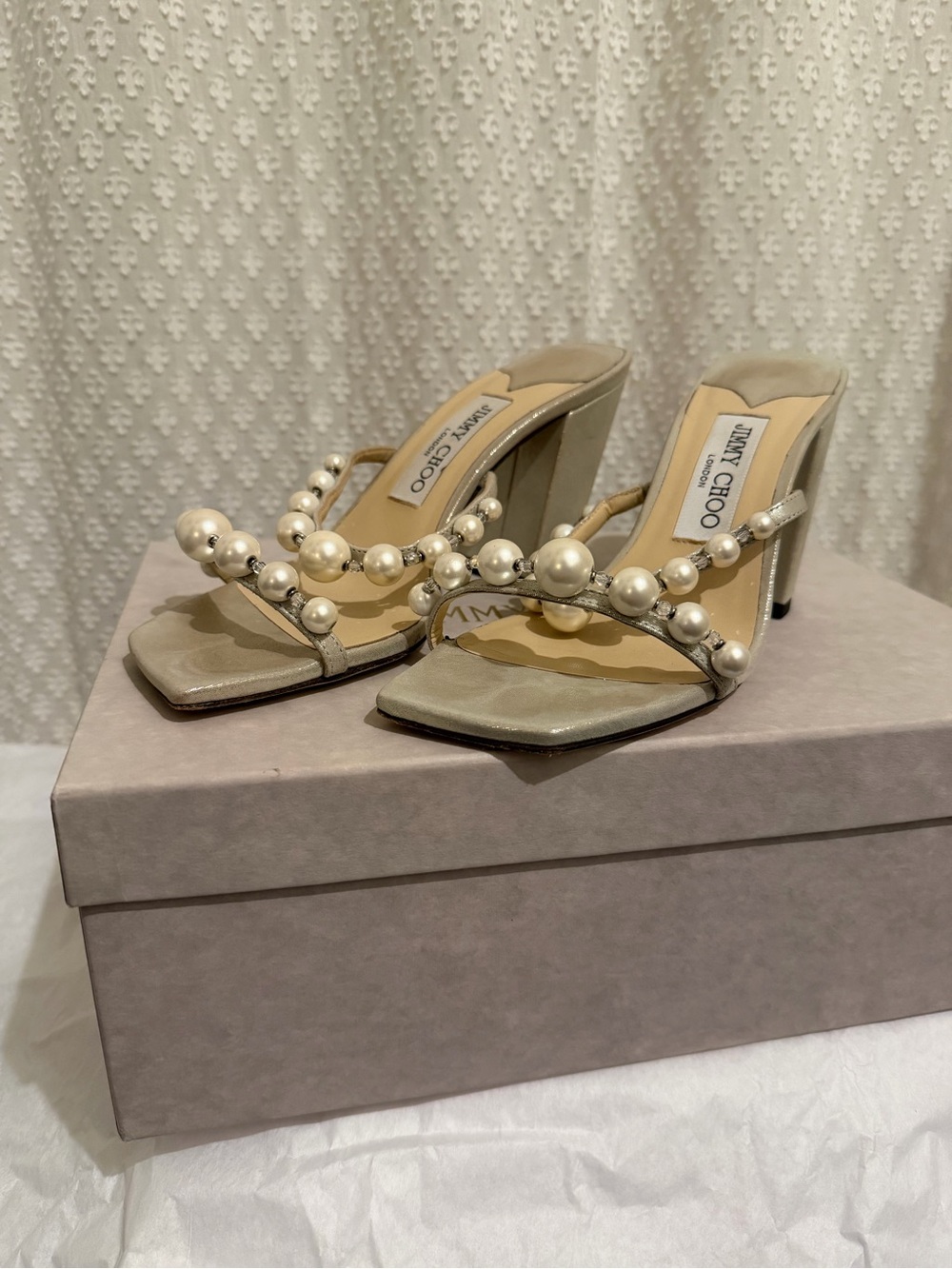 36.5 Jimmy Choo Women’s Pearl-Embellished metallic block  Heeled slides
